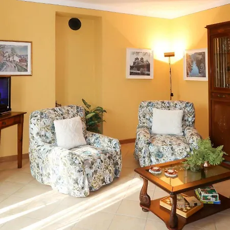 Dom wakacyjny Locazione Turistica Casa Margherita *